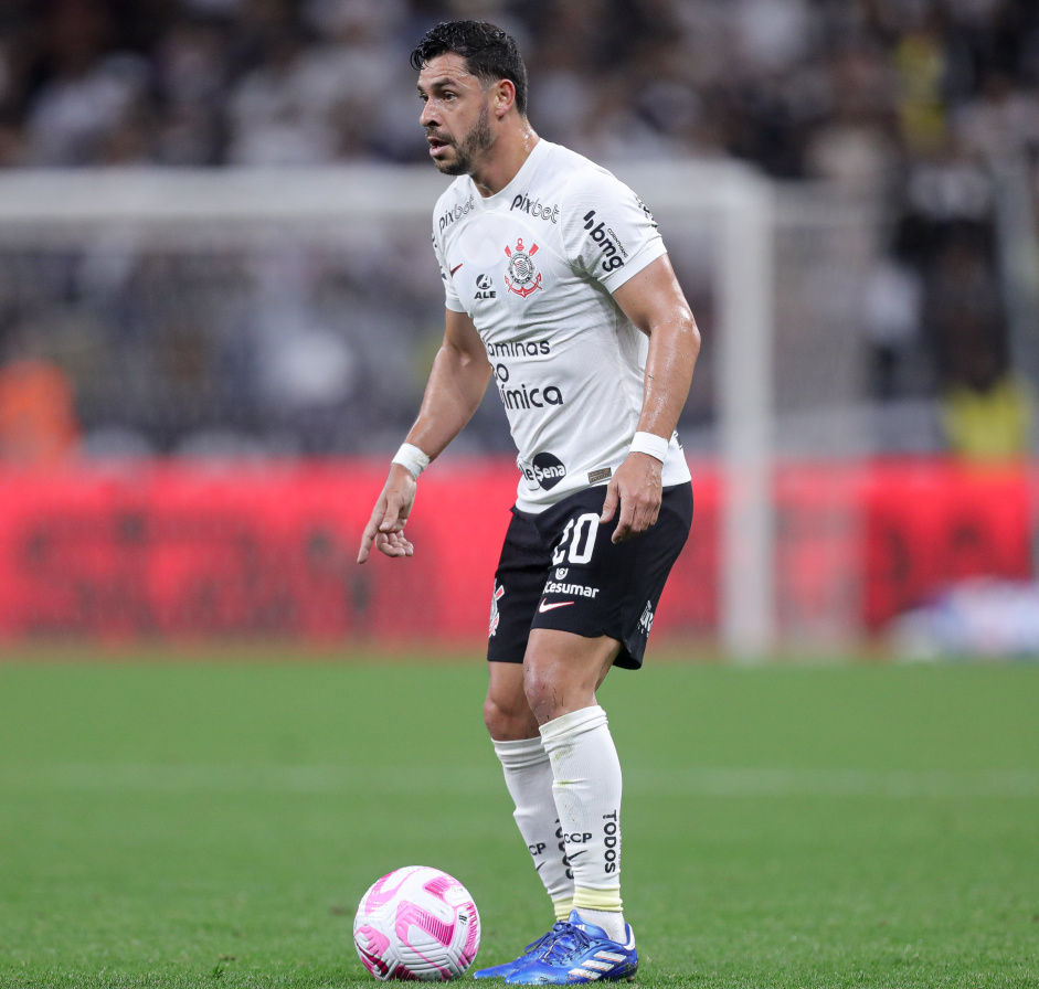 Giuliano marcou o gol de empate do Corinthians contra o Amrica-MG